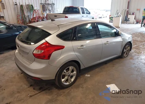 2013 Ford Focus Se z USA, uszkodzony, nr VIN 1FADP3K25DL351395